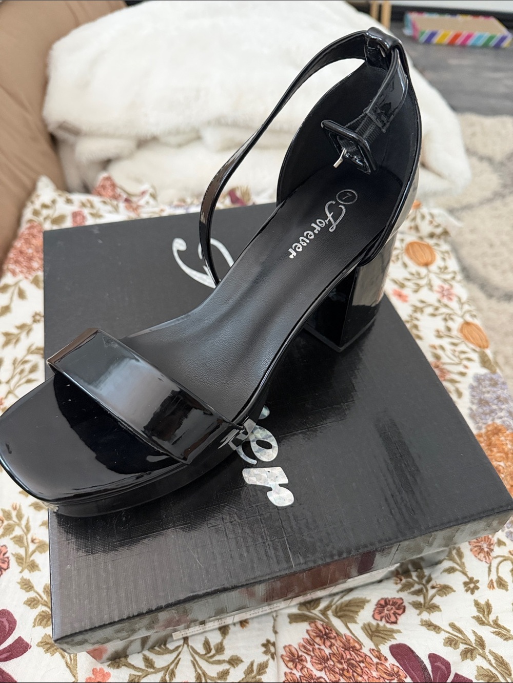 Forever 21 Black Patent Block Heel Sandals